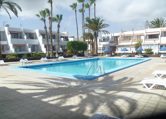 Elana Apartment With Free Wifi