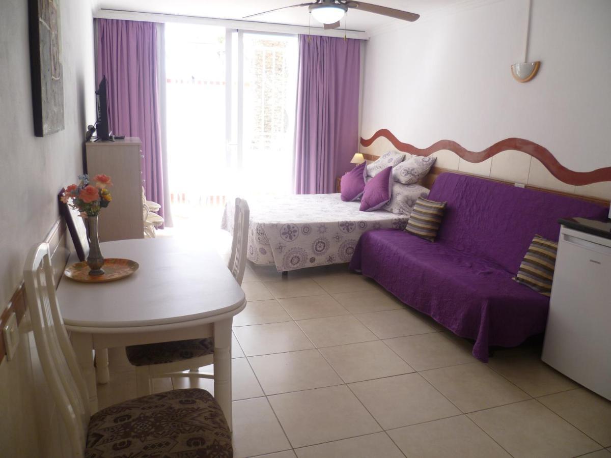Elana Apartment With Free Wifi Apartment